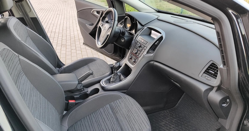 Opel Astra cena 46900 przebieg: 37500, rok produkcji 2018 z Grudziądz małe 301